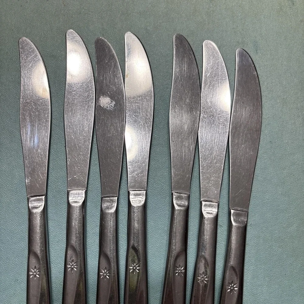 7 Vintage AMERICANA‎ STAR Stainless Table Knives